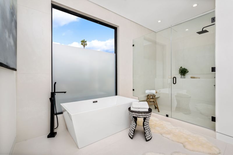 Increase Your Bathtub Installation Business with an AI Driven, Targeted Website